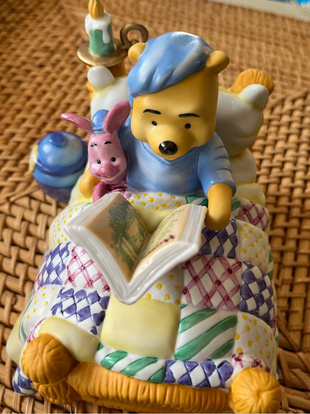Vtg Winnie The Pooh Piglet Reading Bedtime Story Nightlight Disney Store 90s - Picture 5 of 12